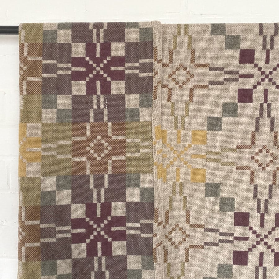 Vintage Star Welsh Throw - Clay