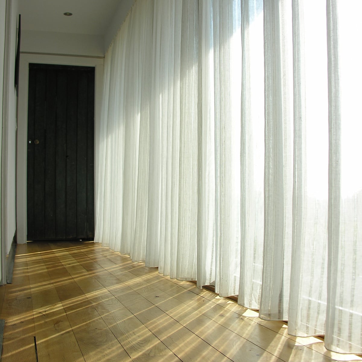 Extra Wide Sheer Dawlish- Flax - Image 4