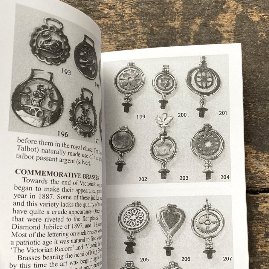 Discovering Horse Brasses by John Vince