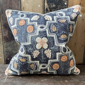 Ledbury Elizabethan Linen Cushion - Image 1