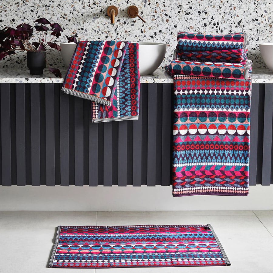 Margo Selby Hand Towel - Kilburn