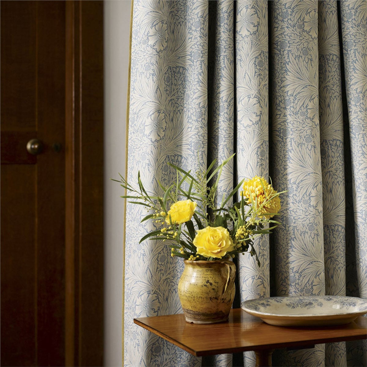 William Morris Marigold - China Blue - Image 4