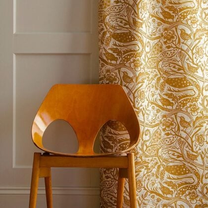 Mark Hearld Wren - Ochre Heavyweight Linen - Image 6