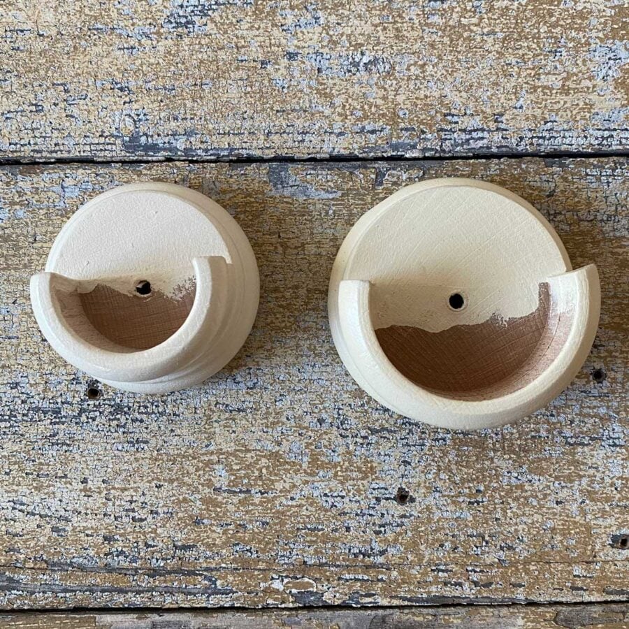Recess Bracket Painted Ivory 35mm or 50mm