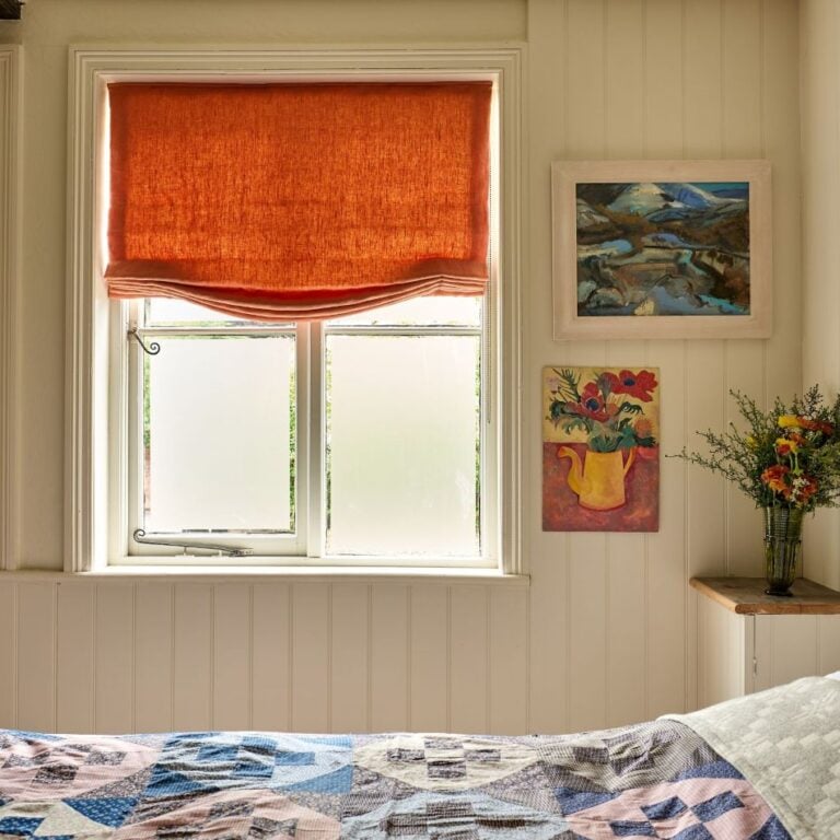 Soft Roman Blind in Linen