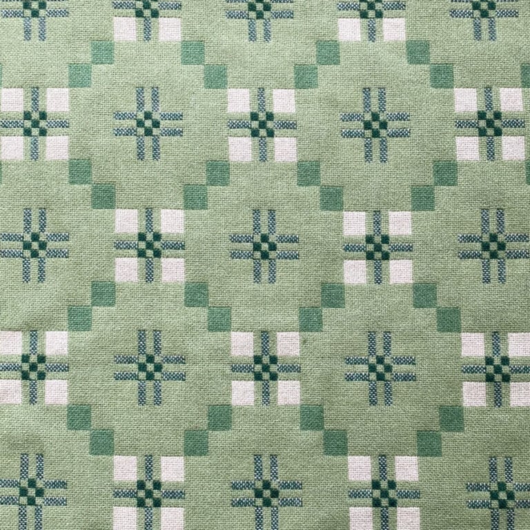St David's Cross Welsh Throw - Deilin Green - Image 2