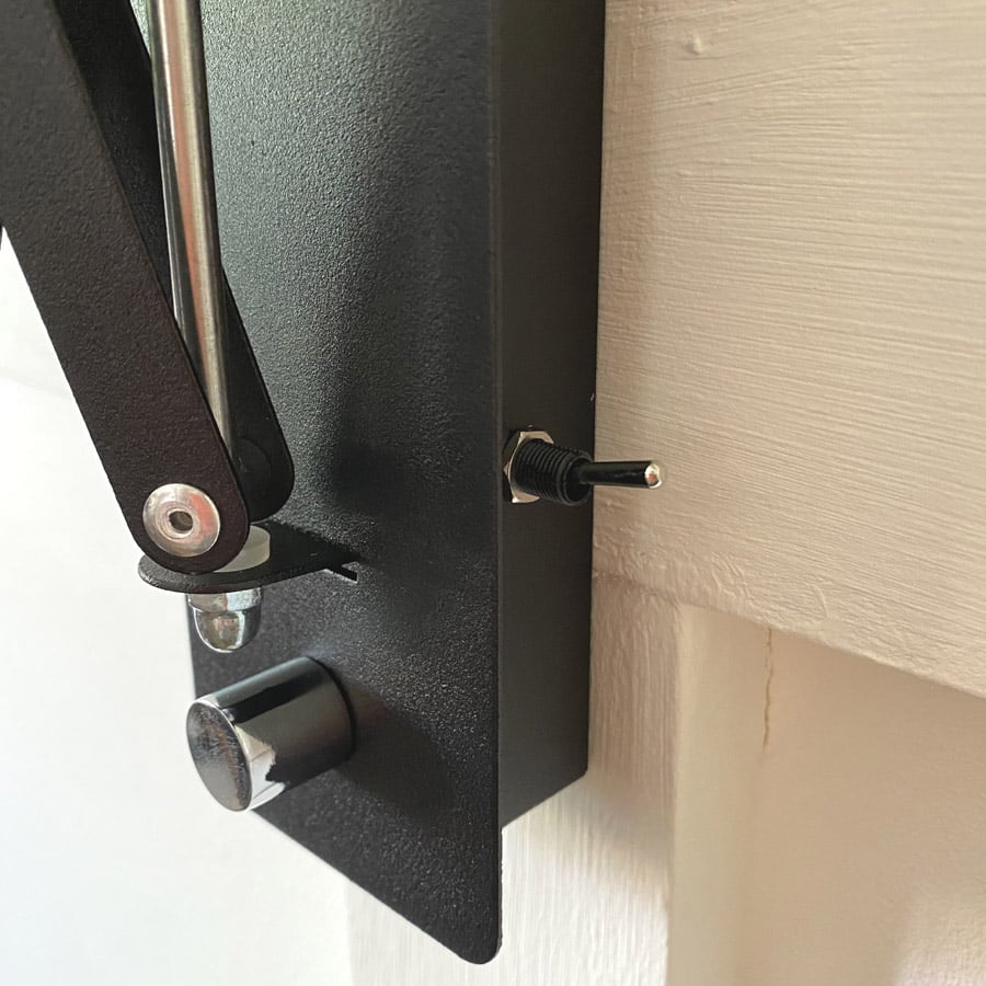 Swing Arm Accordion Lamp