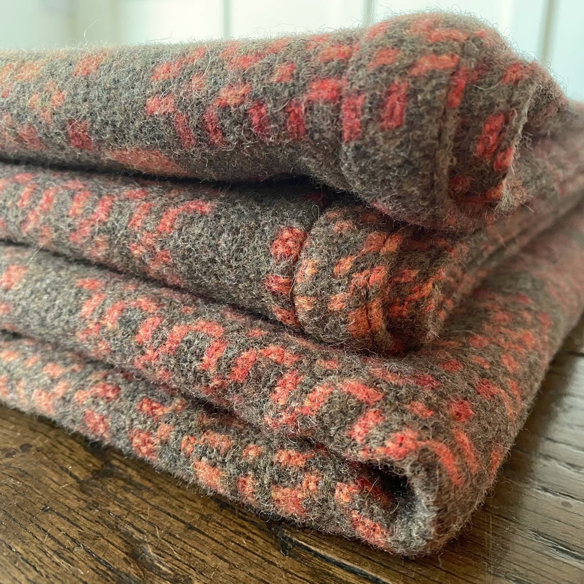 Knot Garden Welsh Single Blanket - Copper - Image 6