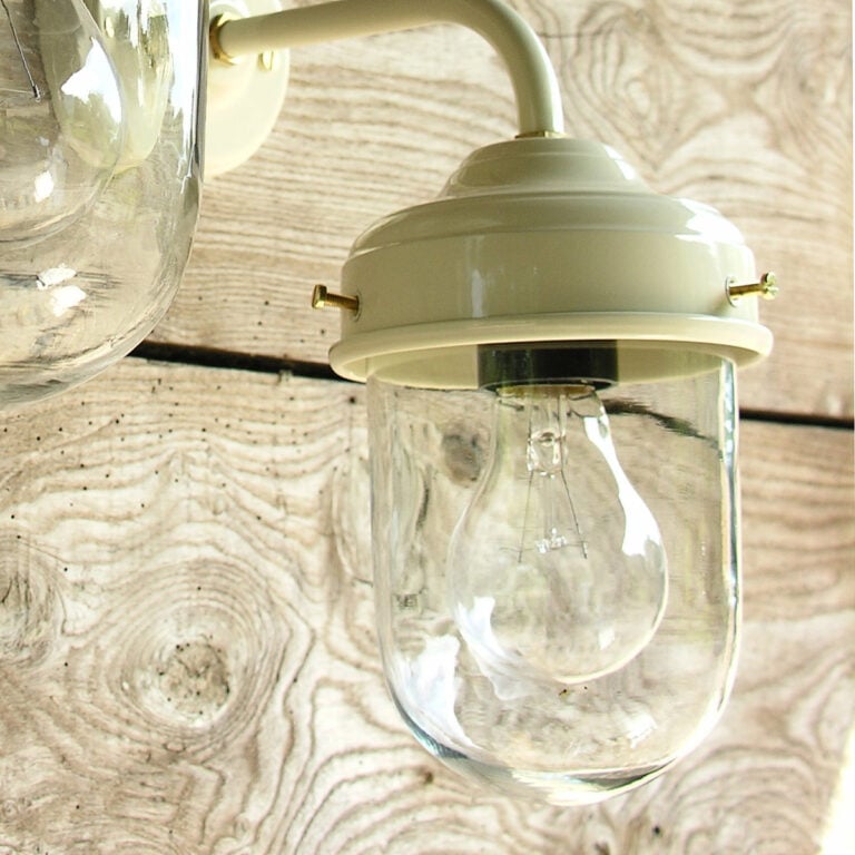 Frome Barn Light Cream - Image 2