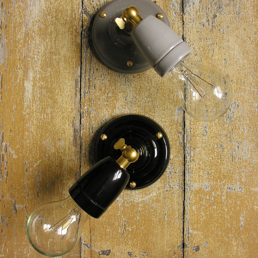 Adjustable Ceramic Wall Light: Black