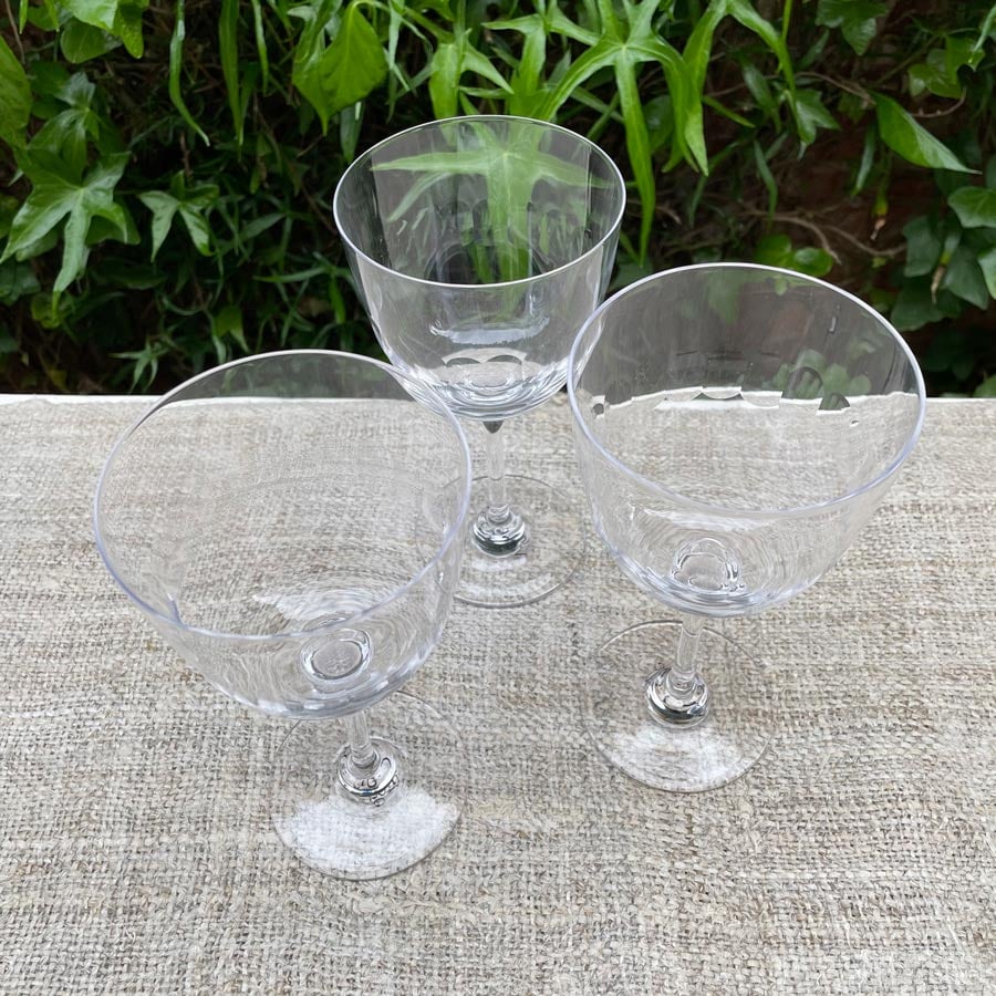 Set of Six Crystal Wine Glasses - Lens Design