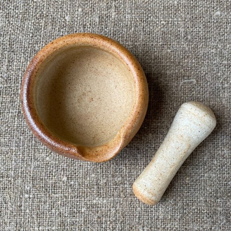 Muchelney Pottery - Pestle & Mortar - Image 4