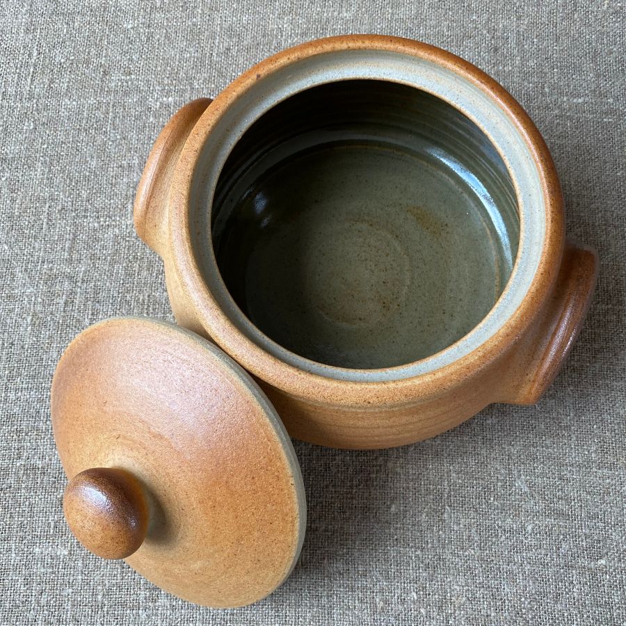 Muchelney Pottery - Squat Casserole Dish