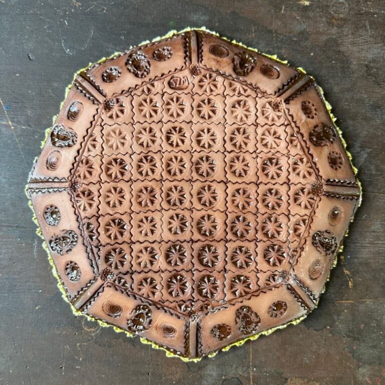 Sophy Mackeith Octagonal Diner Plate SMDP8 - Image 3