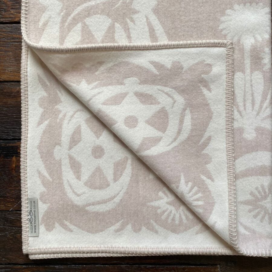 Papercut Flowers Wool Blanket Cream