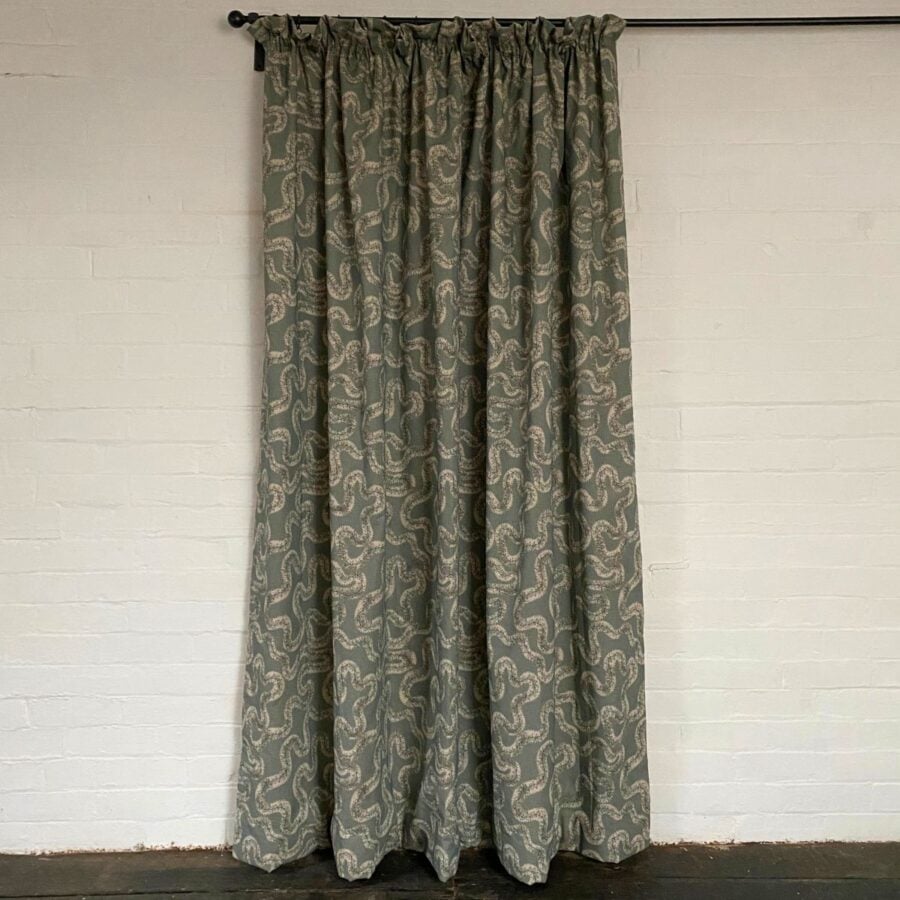 Ex-Display Curtain Garland