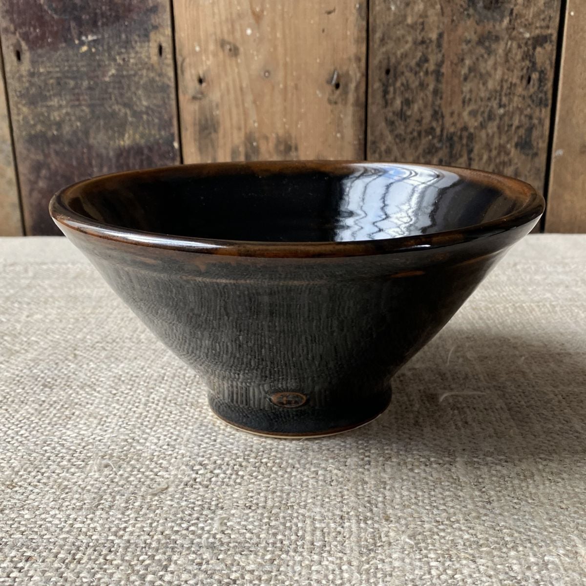 Stuart Houghton Medium Deep Bowl in dark glaze