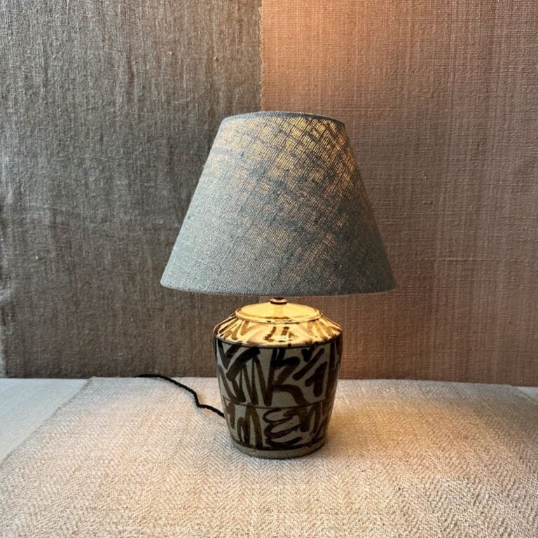 Stoneware pottery lamp