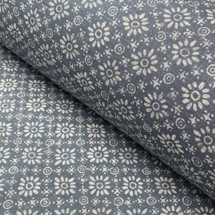 Fabric roll with INDIGO BLUE, small scale daisy pattern